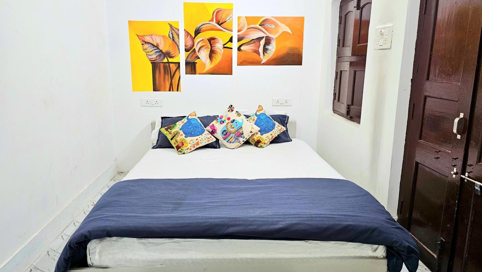 Elephant House - Boutique * Varanasi